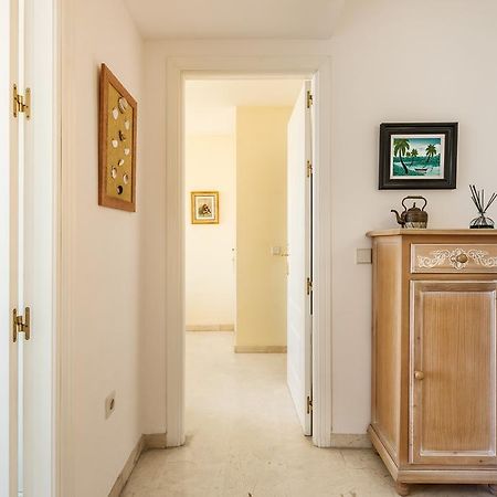 Ferienwohnung Atico La Marina Marbella Exterior foto